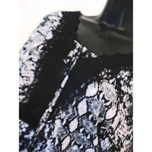 NOTATIONS Black WHITE LACY NO BUTTON BLOUSE SIZE NOT FOUND PROBABLY 1x CK MEAS